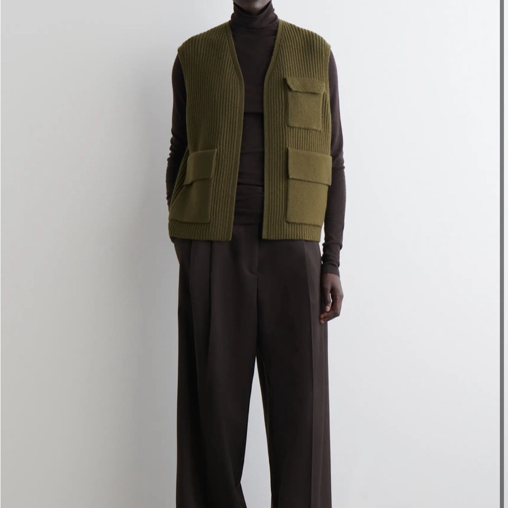 COS Merino Wool Rib Utility Vest - Picture 7 of 7